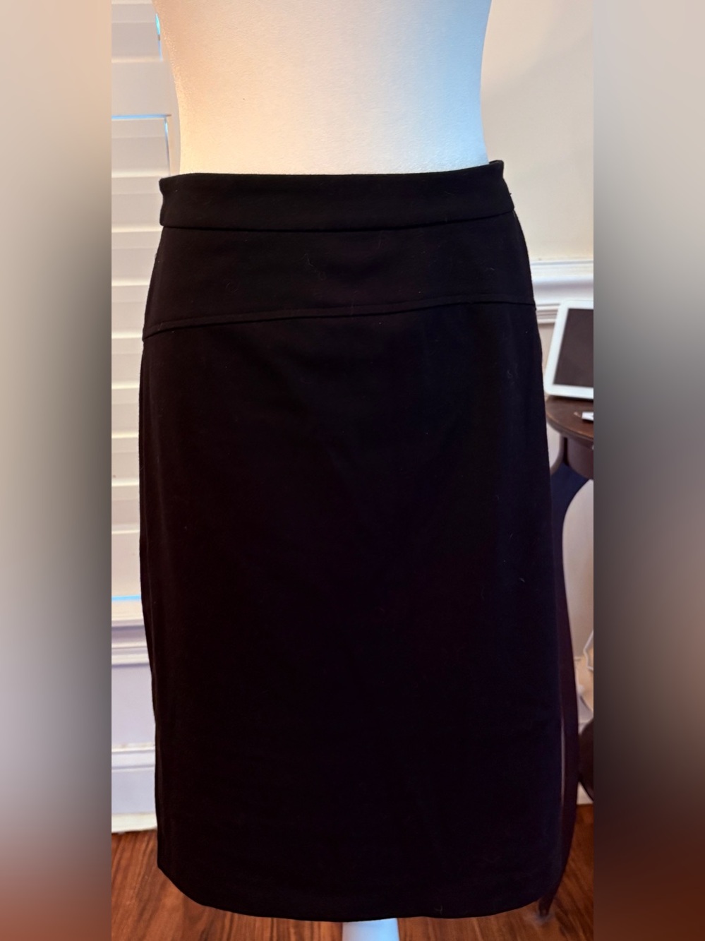 NY Collection Black Pencil Skirt with Clean Waistband